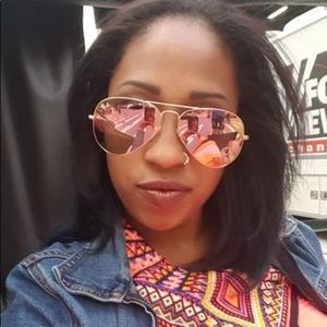 Meet your Posher, Amber